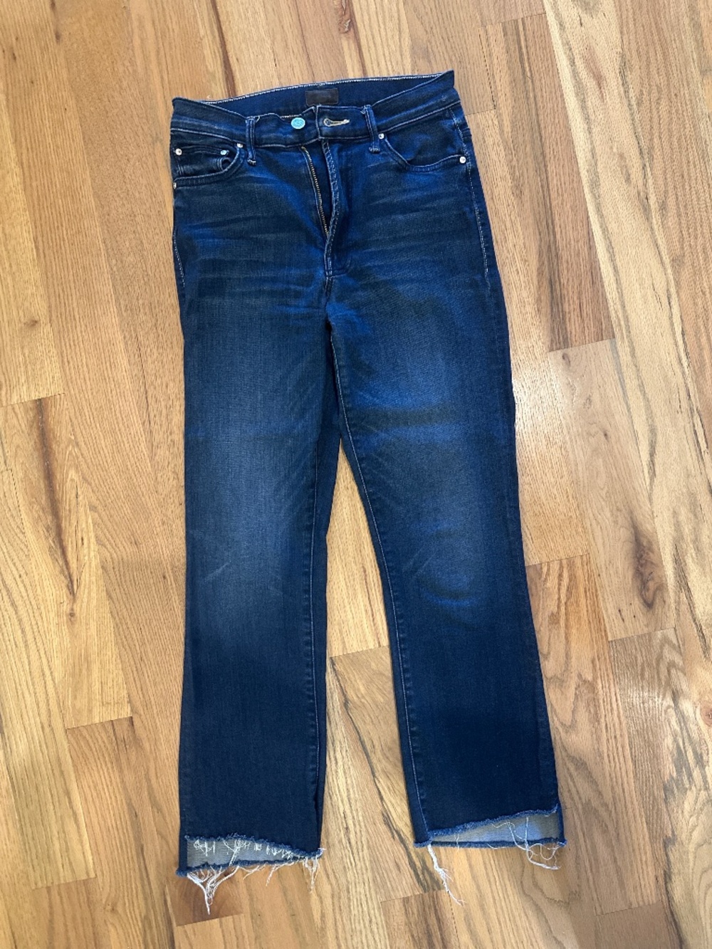 Mother Denim Insider Crop Step Fray